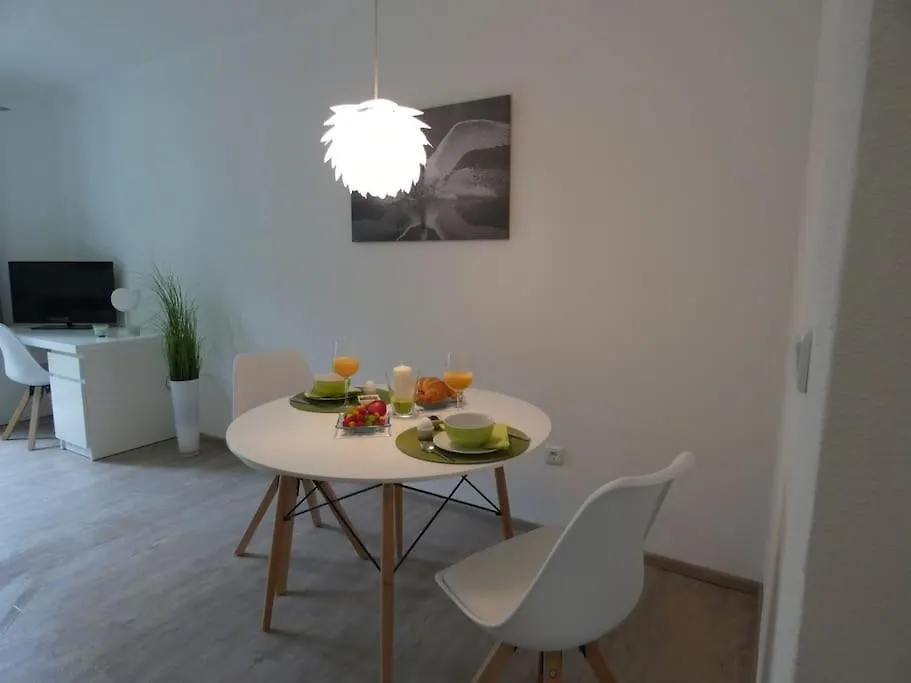 Ruhiges Garten-Studio Chiara Gstadt Laeufers Chiemsee Holiday Home Gstadt am Chiemsee Apartment
