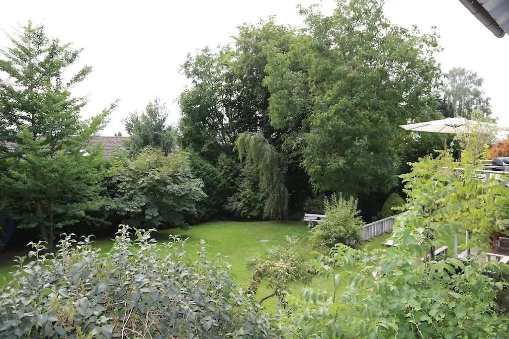 Apartment Ruhiges Garten-Studio Chiara Gstadt Laeufers Chiemsee Holiday Home Gstadt am Chiemsee